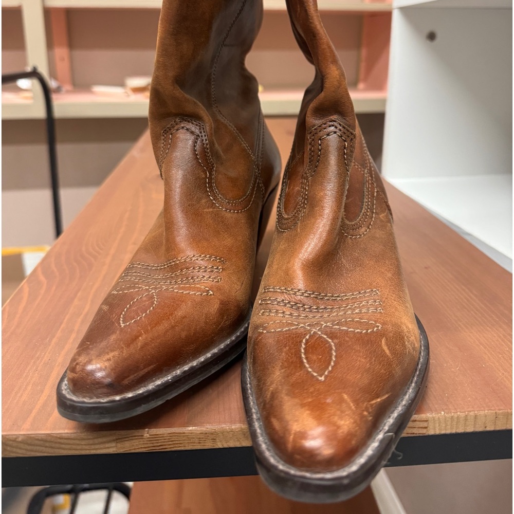 Vintage cowboy boots